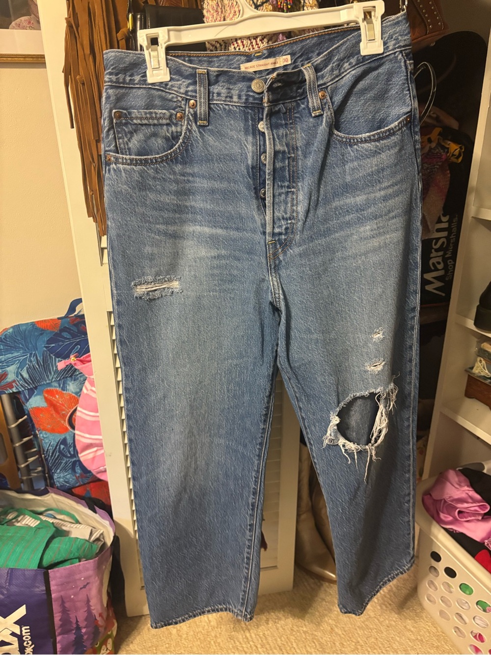 Levi’s Ribcage jeans